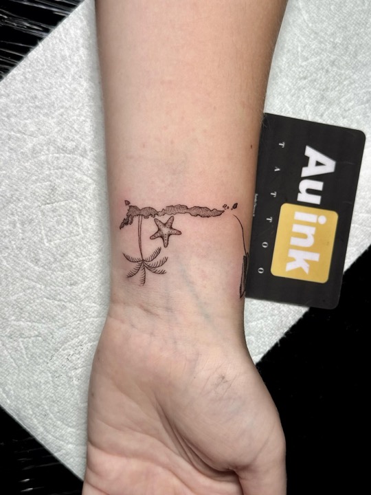 Tattoo work, island inspired tattoo by Aurelio Dinorog III in Panglao, Bohol